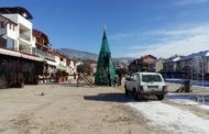 Започна новогодишното украсување во централното градско подрачје во Пехчево