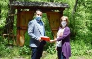Потпишан договорот за реконструкција на Црнодолски водопад на Туристичката населба Равна река во Пехчево